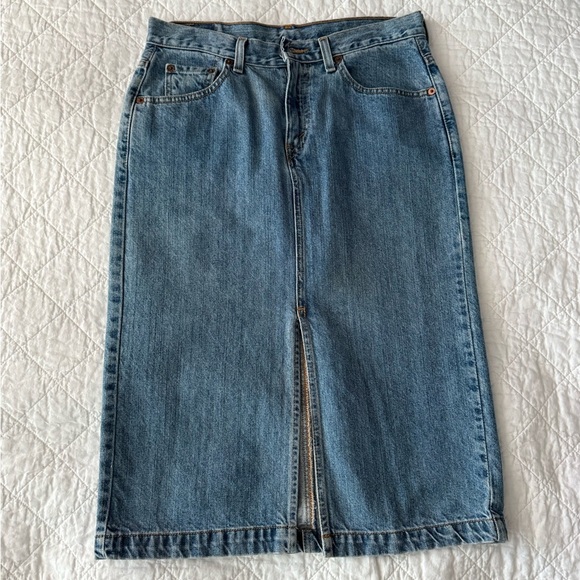 Levi's Blue Denim Skirt - Picture 1 of 10